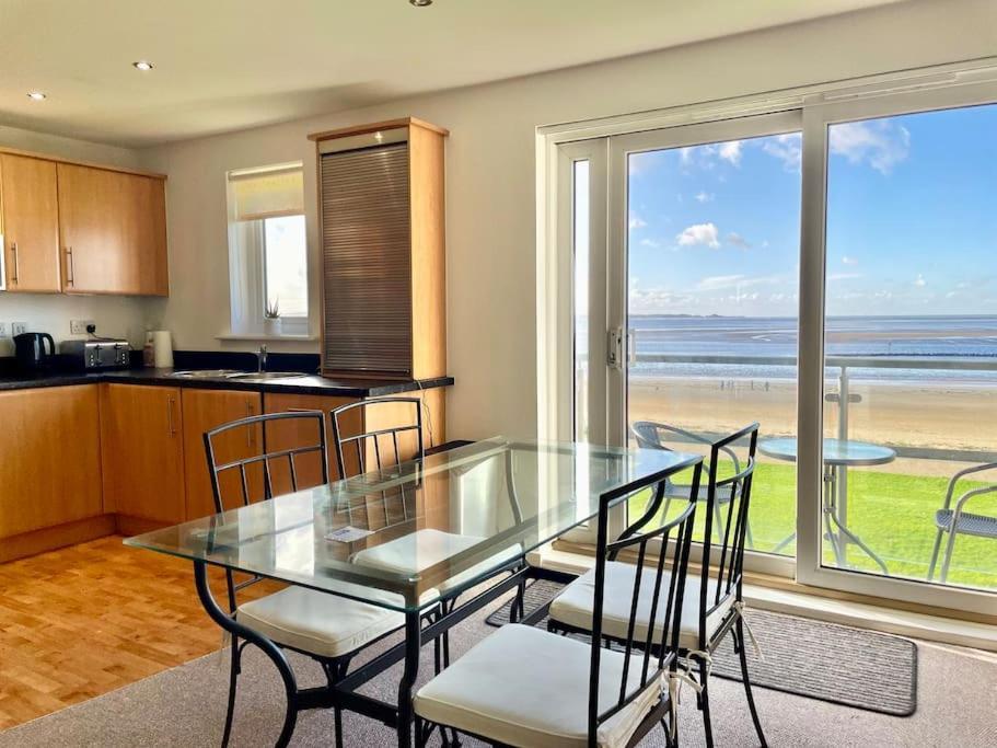 Beachfront Bliss With Spectacular Views Llanelli Exterior photo